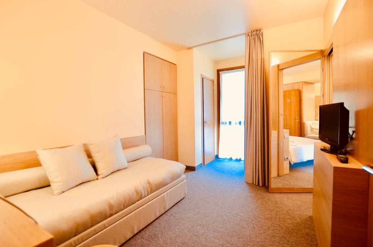 Albergo Sorriso Boario Terme Exteriör bild